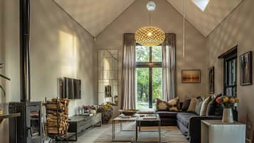 Luxury Villa, Mountain View | Living area