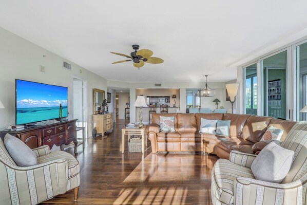 TV - Gulf Breeze - Vanderbilt Beach - Bayside (Naples)