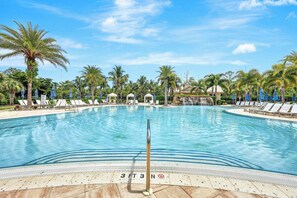 Pool - Winding Cypress - PET-FRIENDLY HOME IN A RESORT-STYLE COMMUNITY (Naples)