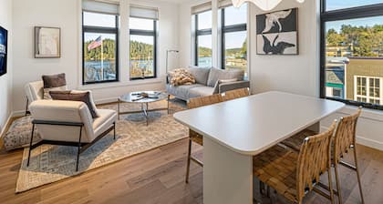 New Luxury Penthouse! Stunning Water and Town Views!