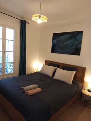 1 chambre, bureau, fer et planche à repasser, Wi-Fi gratuit