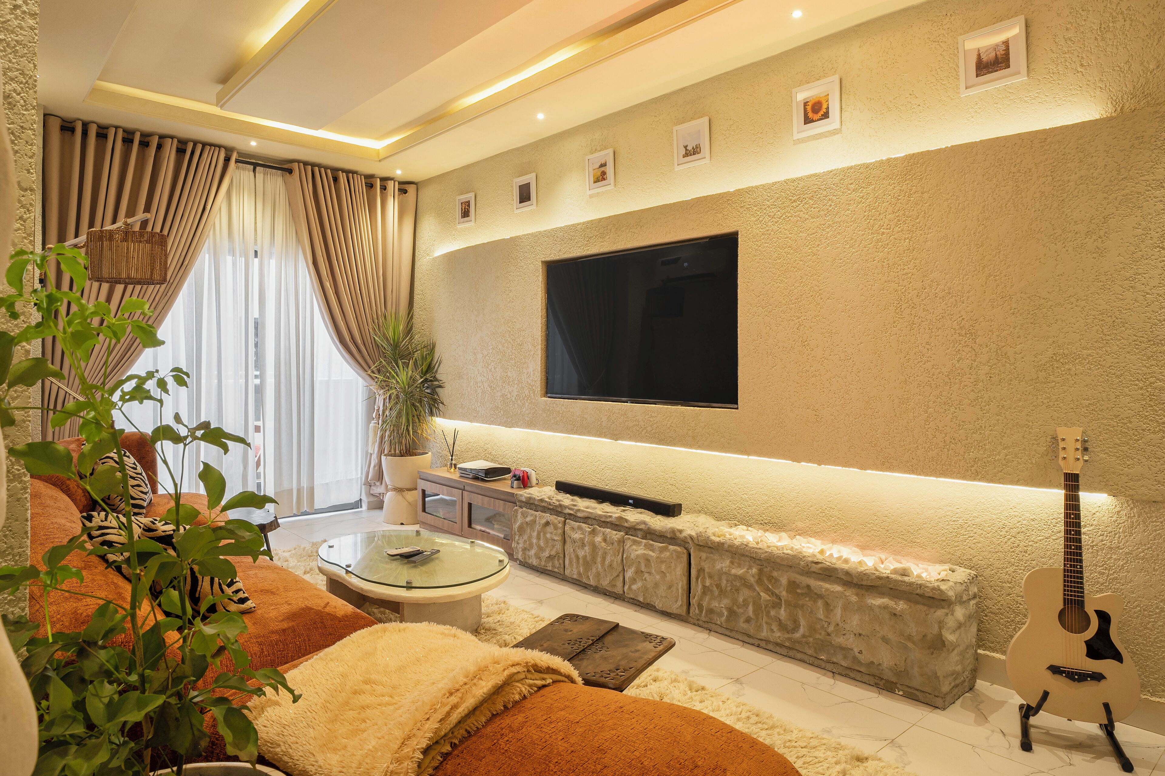 Smart-TV, Kamin, Videospiele