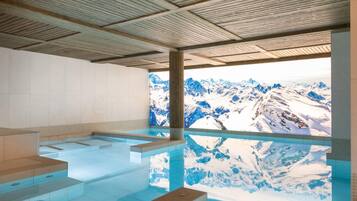 Apartment | Pool | Outdoor pool