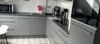 Quiet apartment for up to 4 adults close to Hanover and yet idyllic in the countryside