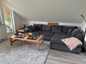 Smart TV, books, printers - Quiet apartment for up to 4 adults close to Hanover and yet idyllic in the countryside (Gehrden)
