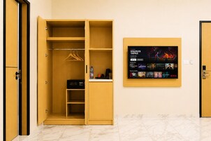Superior Double Room | In-room safe, desk, laptop workspace, blackout drapes