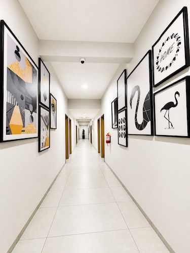 Ixoras Hotel Lemba