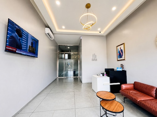 Ixoras Hotel Lemba