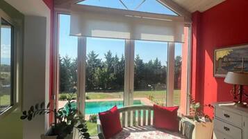 House | 4 bedrooms, Internet