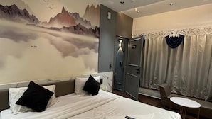 Ảnh chưa phân loại, 4 trong số 18 ảnh, nút