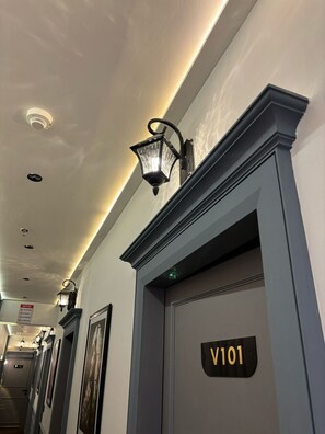 Exterior - V Love Hotel (Surat)