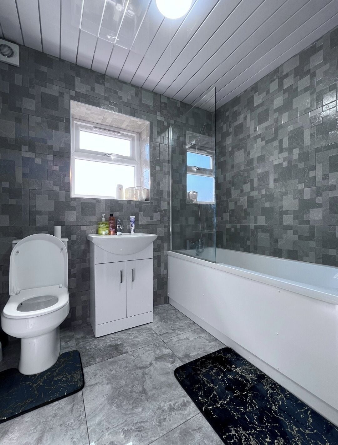 Towels, soap, toilet paper