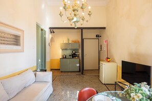 Apartamento familiar, varias habitaciones (Precious Apartment Genova Historic) | Zona de estar