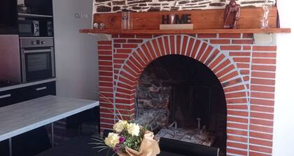 Maison nichée en pleine campagne