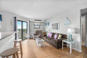 Smart TV - T810 at the Myrtle Beach Resort (Myrtle Beach)