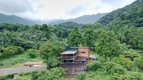 A mountain house for forest bathing in a hidden and unexplored part of Yakushima