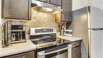 Rumah (2 Bedrooms) | Interior