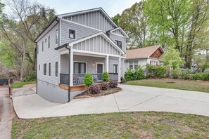 House (3 Bedrooms) | Front of property - 5 Mi to Dtwn Atl: Home w/ Office & Large Backyard! (Atlanta)