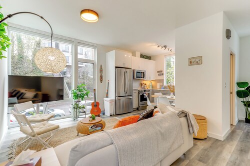 5 Mi to Dtwn: Pet-friendly Townhome in Seattle!
