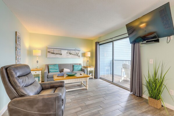 Interior - Ocean-view Balcony: Myrtle Beach Resort Condo! (Myrtle Beach)