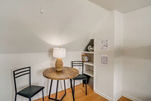 House (3 Bedrooms) | Interior - Walk to Beaches: Waterfront Home in Port Orchard! (Port Orchard)