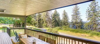 Family Home 6 Mi to Dtwn Cda: Lake & Sunset Views!