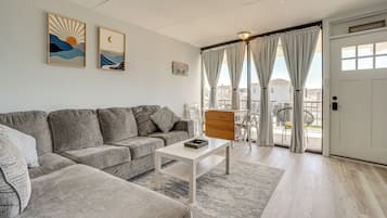 Apartment (1 Bedroom) | Front of property