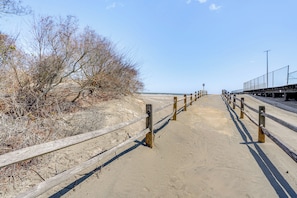 Apartment (1 Bedroom) | Interior - Walk to Beach: North Wildwood Condo w/ Pool Access (North Wildwood)