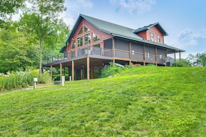 House (3 Bedrooms) | Interior - Fish & Swim: Lakefront Mora Home on 2 Acres! (Mora)