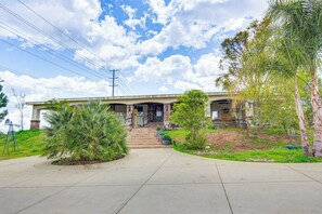 House (3 Bedrooms) | Interior - Near Vineyards & Dining: Exquisite Menifee Home! (Menifee)