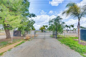 Interior - Near Vineyards & Dining: Exquisite Menifee Home! (Menifee)