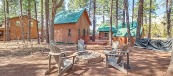 Near Hiking & Golfing: Cabin + Casita in Pinetop!
