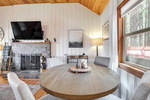 House (3 Bedrooms) | Interior - Cozy Cabin + Casita Pinetop Forest Retreat (Pinetop)