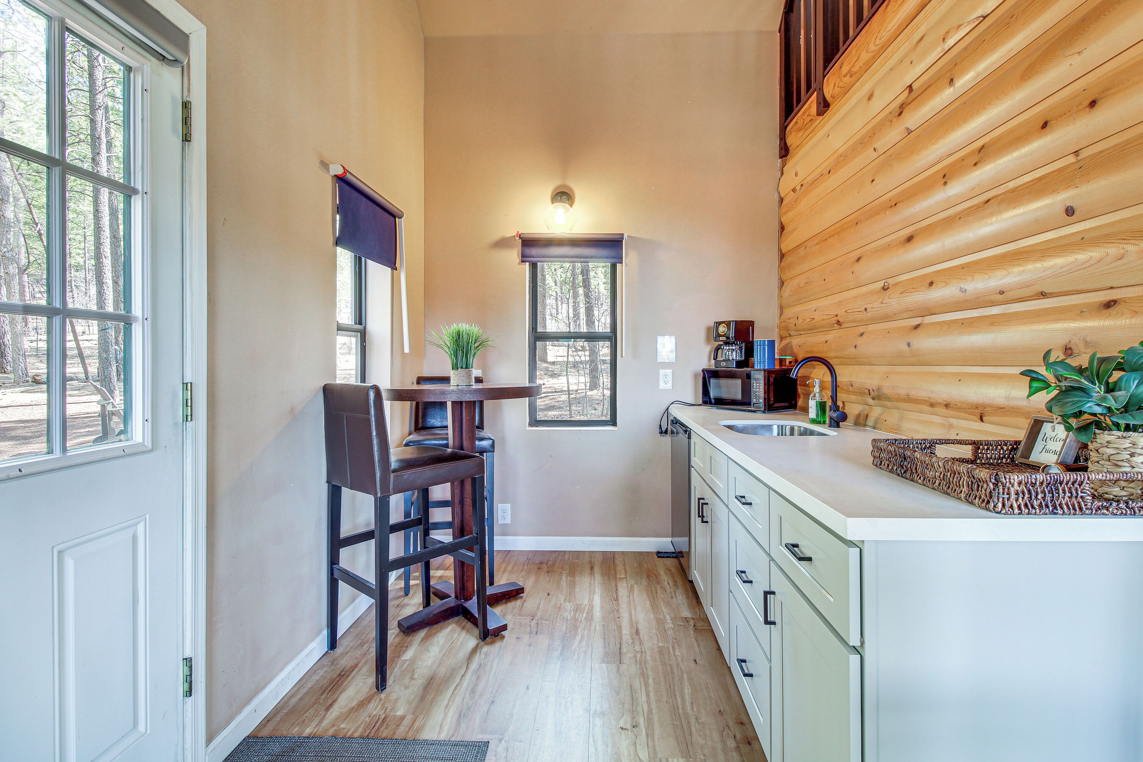 Apartment (0 Bedroom) | Interior