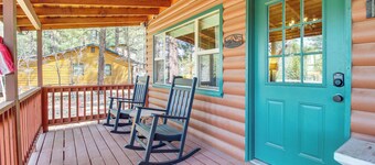 Near Golfing & Hiking: Pinetop Cabin Sleeps 11!