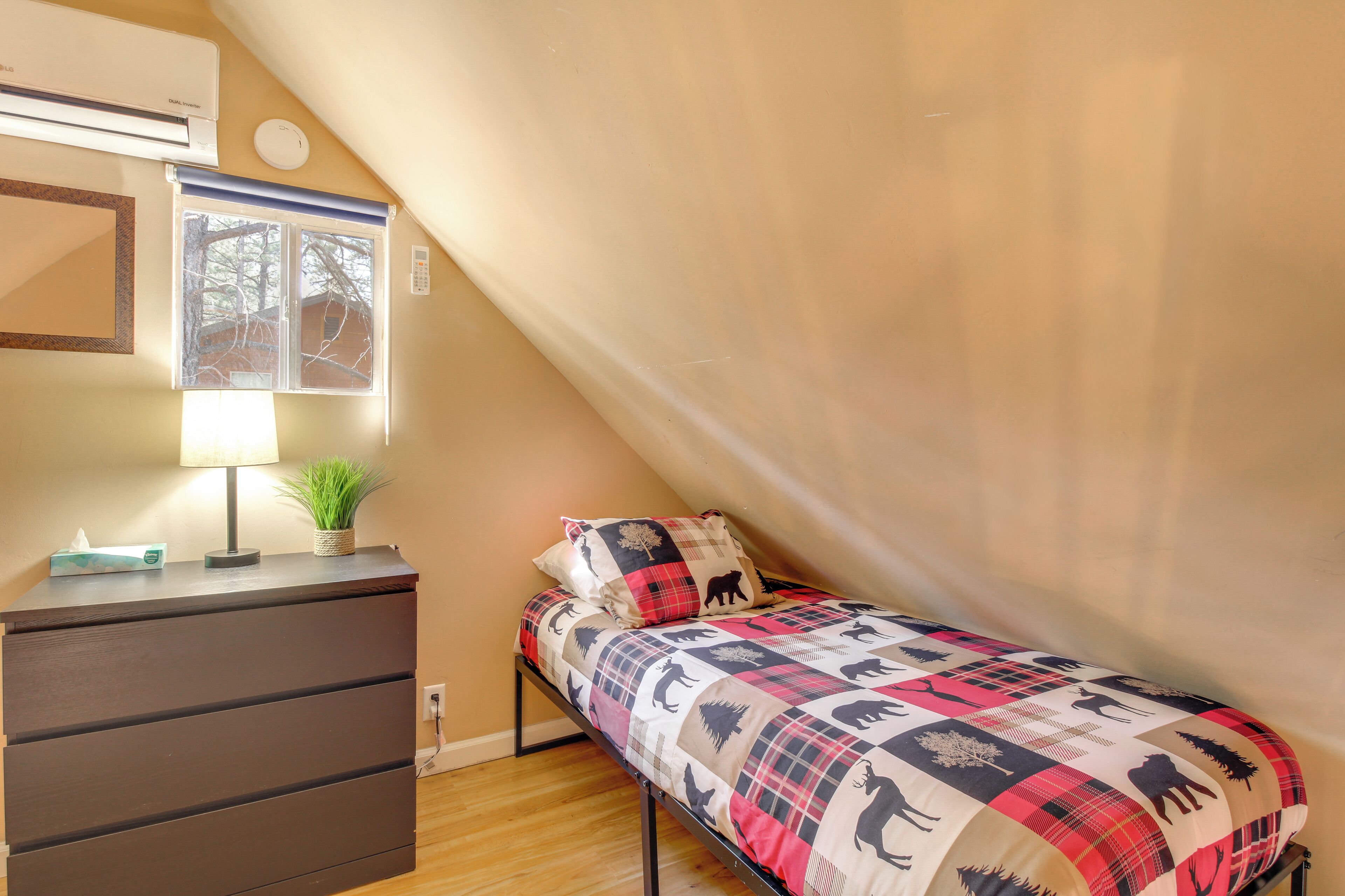 Apartment (0 Bedroom) | Interior