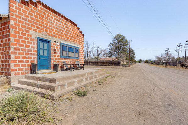 House (3 Bedrooms) | Interior - 4 Mi to Davis Mountains State Park: Family Retreat (Fort Davis)