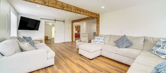 Peaceful Home w/ Patio on 30 Acres in Coxs Creek!