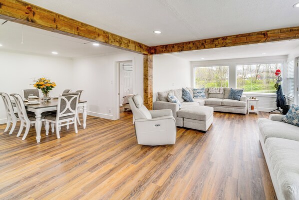 House (2 Bedrooms) | Interior