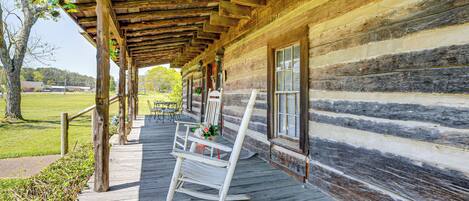 Apartment (3 Bedrooms) | Terrace/patio