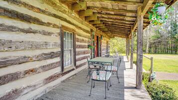 ุงูู
ูุดุฃุฉ ู
ู ุงูุฏุงุฎู