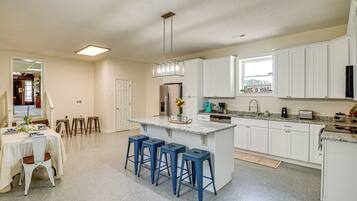 Apartment (3 Bedrooms) | Interior