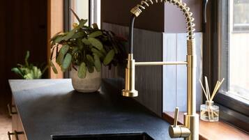 Suite | 2 bedrooms, Internet