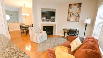 Apartemen | 3 kamar tidur dan internet