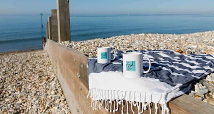 Chic Coastal Retreat - 5-min Stroll to Beach
