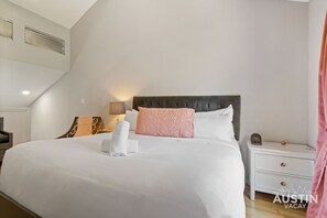 1 bedroom, desk, iron/ironing board, free WiFi