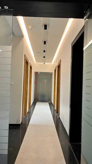 Lobby - Hotel Cosmos Green (Indore)
