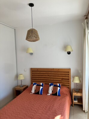 2 chambres, draps fournis