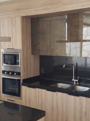 Private kitchen - Charming 3-bedroom house with WiFi, AC in Aguascalientes (Aguascalientes)
