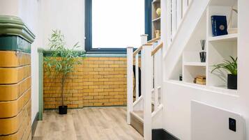 Studio, Non Smoking | Blackout drapes, free WiFi